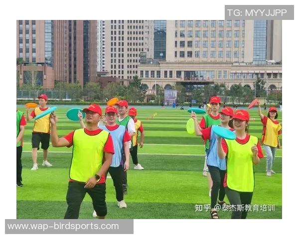 飞盘运动中的团队协作重庆飞盘队如何实现默契配合与胜利之道